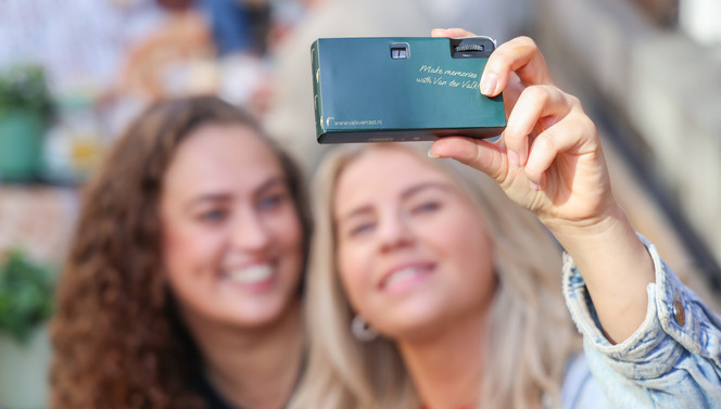 Wegwerpcamera met Toekan logo